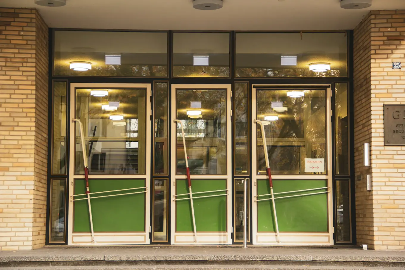 door-glass